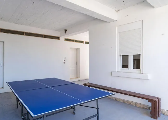 Bronzan Apartment